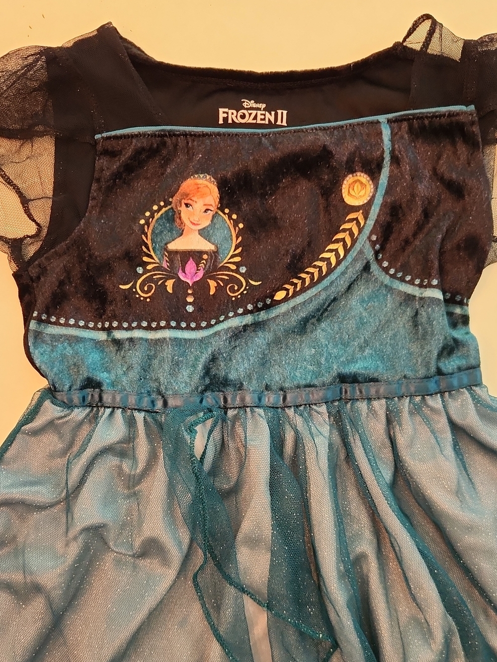 Disney Frozen 2 Anna Girls Nightgown Dress Up Pajama Medium - Picture 3 of 7